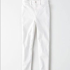 American Eagle High Waisted Jeans